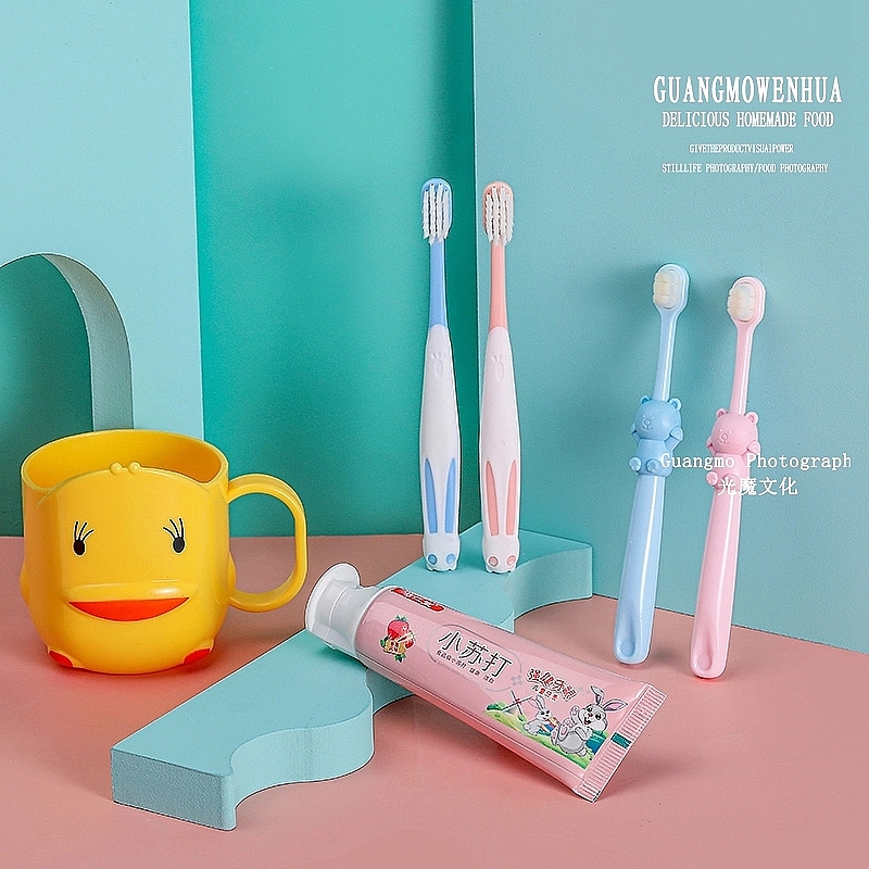 光魔 |《儿童牙刷》