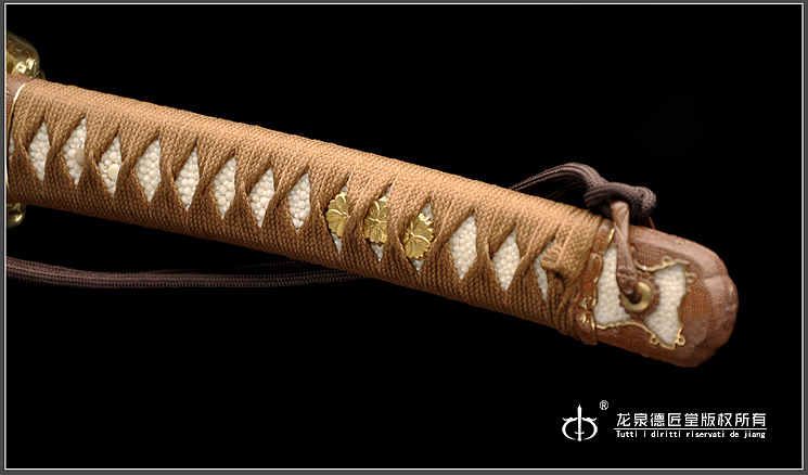 德匠堂宝剑-龙泉刀剑-精品98军刀|甲伏锻(DJ-1371)