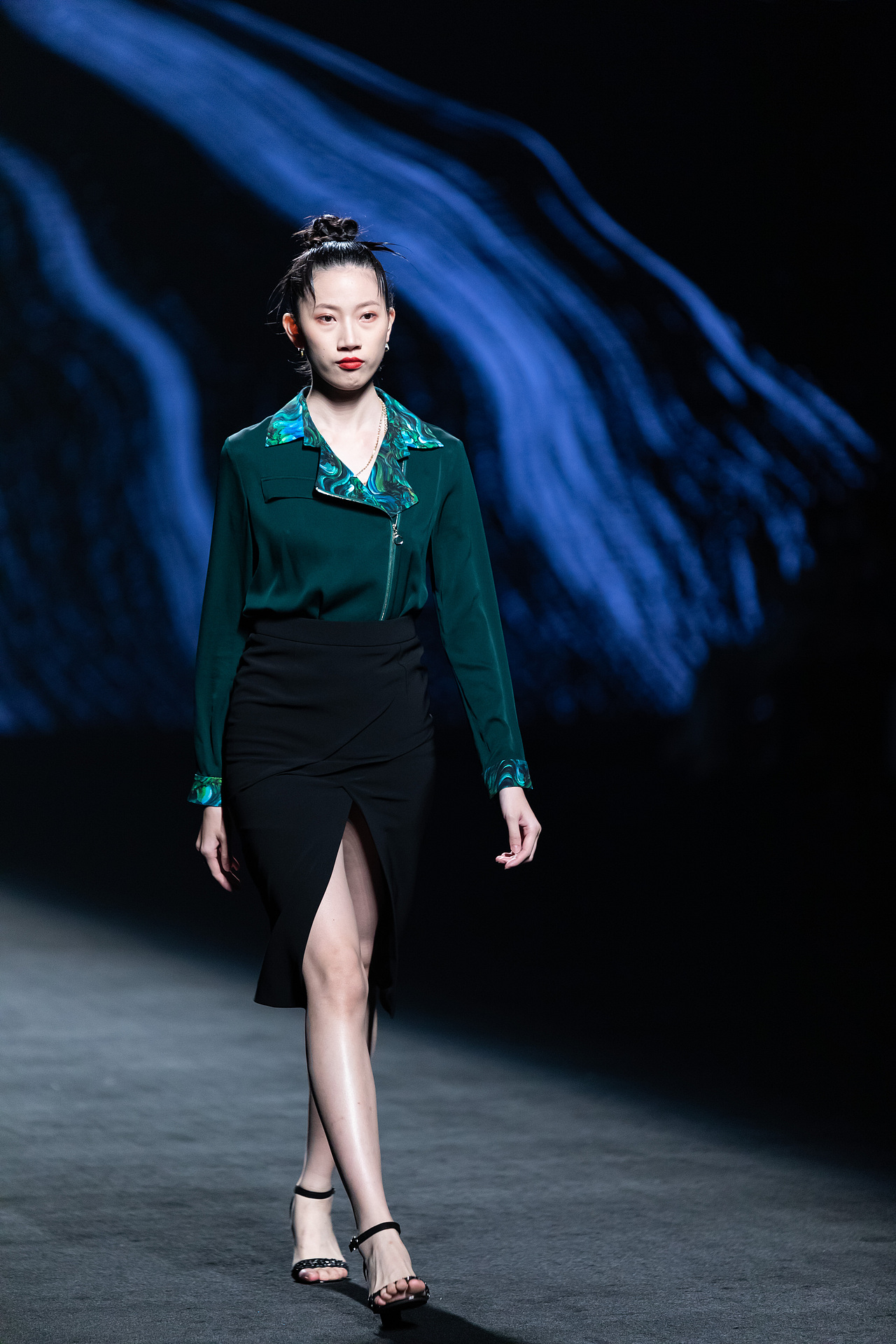 2021广东时装周：若水I NUI CHOICE 女哲.彭佩宜（图ZMjc2NjY4OTg4） - 时尚/艺术摄影 - 站酷设计师小S视觉原创素材 - 站酷ZCOOL