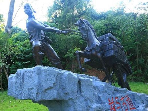 简介茶马古道景观雕塑,源远流长之路