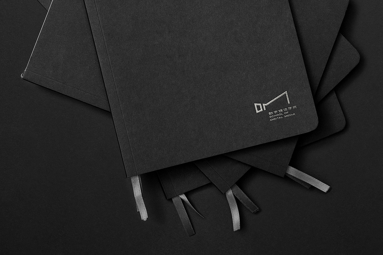 「数字媒体学院」新形象,新光谱-加飯設計案例