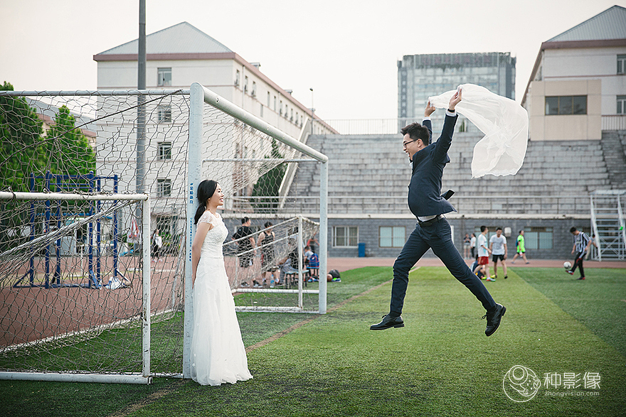 种影像客片 | 带你回我的母校（图ZMTM3Njc3Mjcy） - 人像摄影 - 站酷设计师种影像工作室原创素材 - 站酷ZCOOL