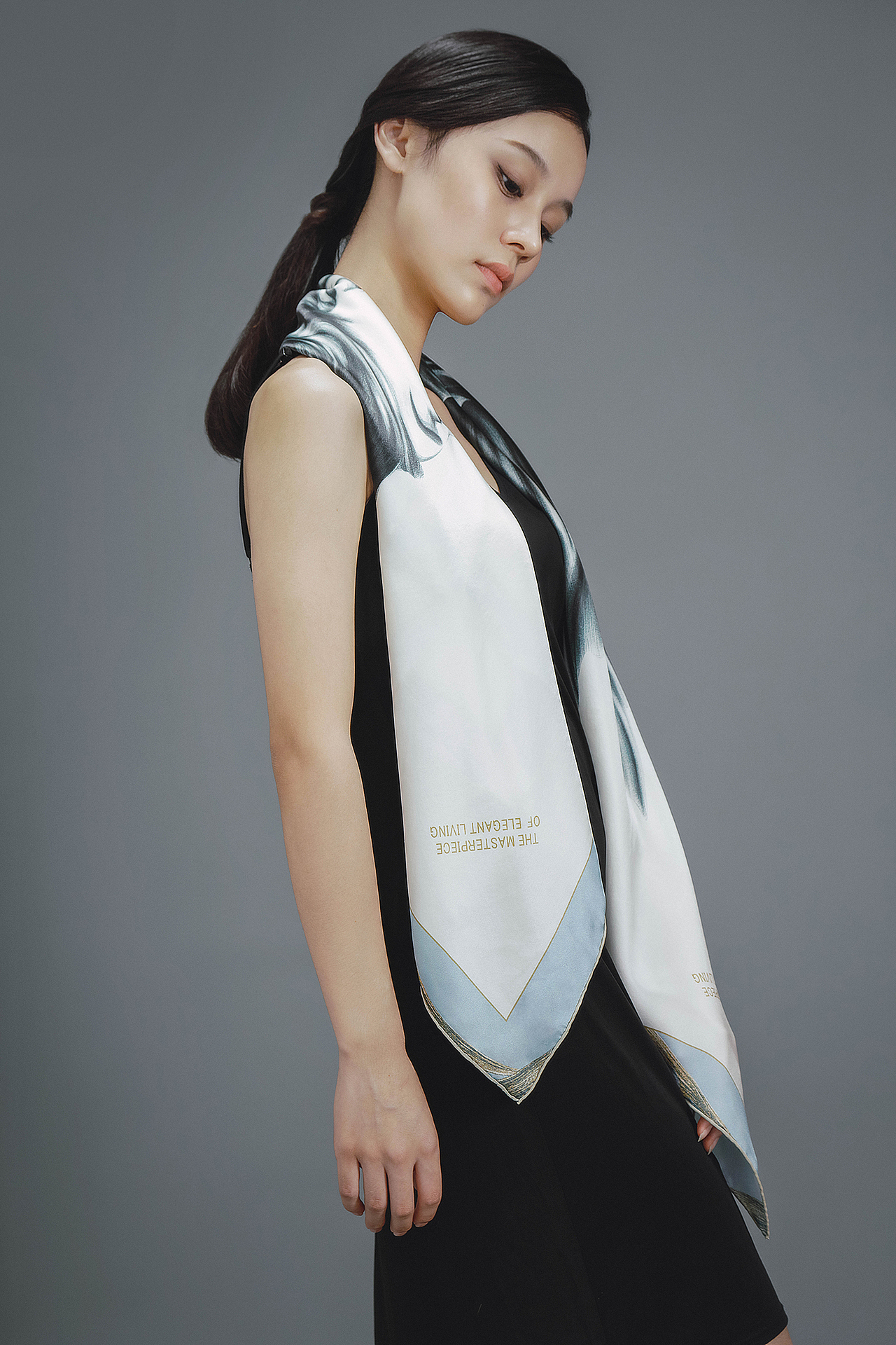 浮生若梦 | 原创手绘桑蚕丝大方巾（图ZMTMyNDgzNzgw） - 商业插画 - 站酷设计师金小生原创素材 - 站酷ZCOOL