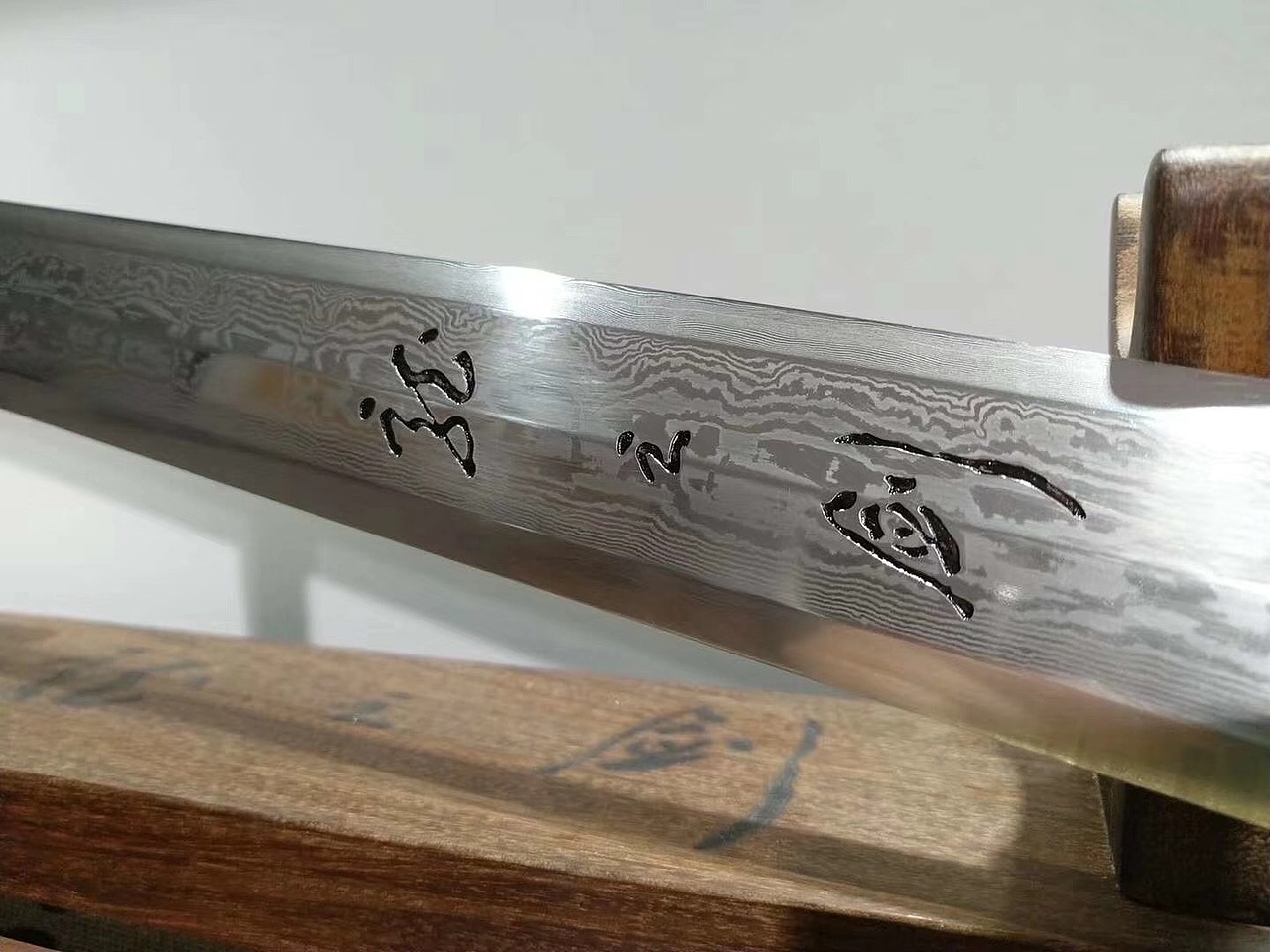 龙之八面汉剑|手工艺|工艺品设计|志诚刀剑_原创作品-站酷zcool