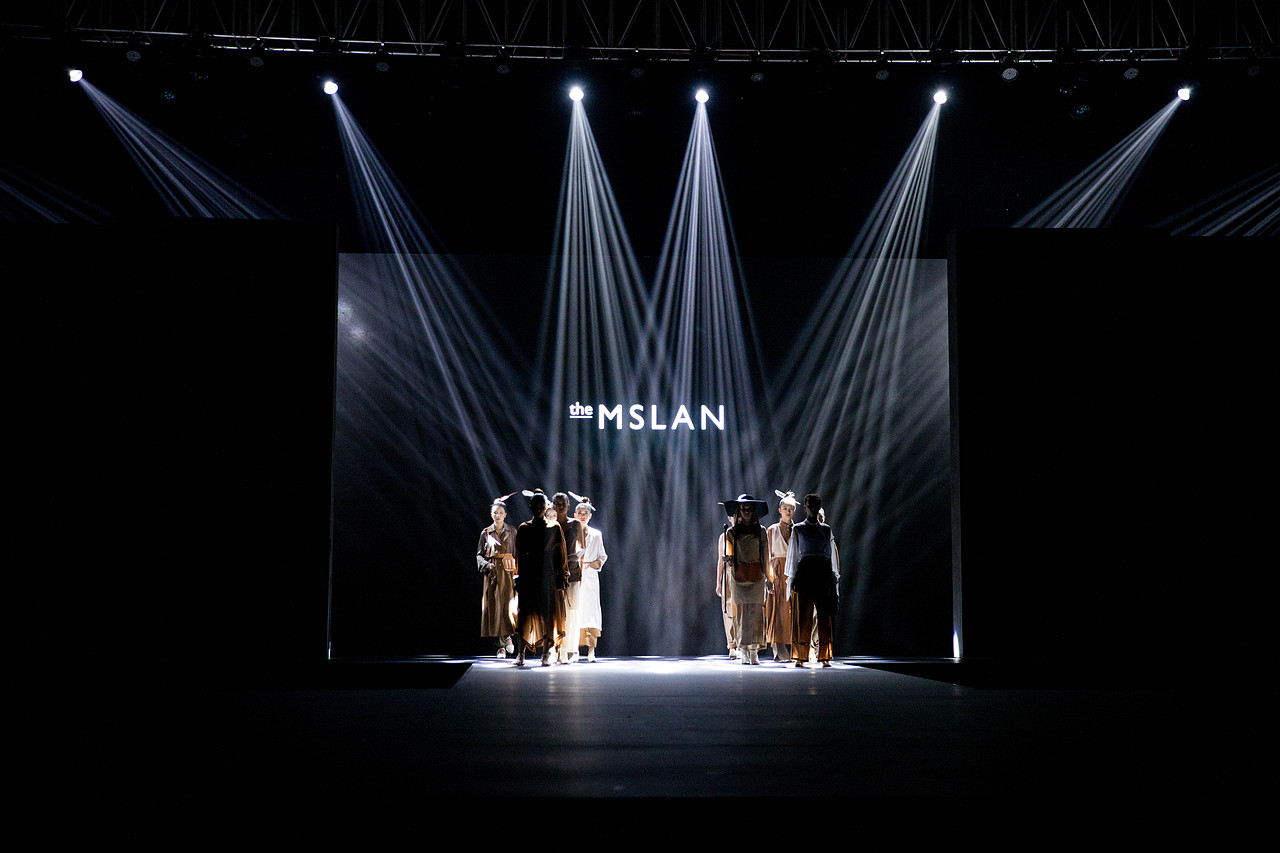 MSLAN秀场拍摄：）（图ZMjAyMzM5OTUy） - 人像摄影 - 站酷设计师長春Adionslee原创素材 - 站酷ZCOOL