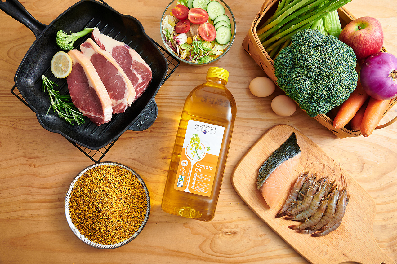 原装进口低芥酸菜籽油食用油拍摄