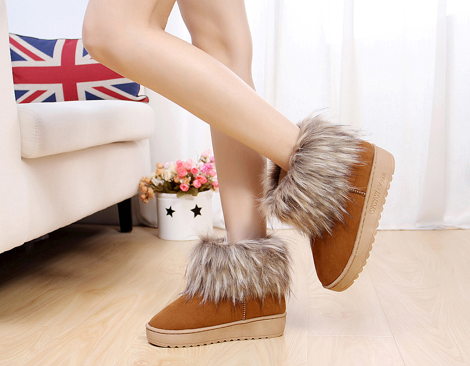 雪地靴学生棉鞋棉靴女靴店主实物拍摄靴子 毛毛靴中筒靴长筒靴实物拍摄 模特拍摄