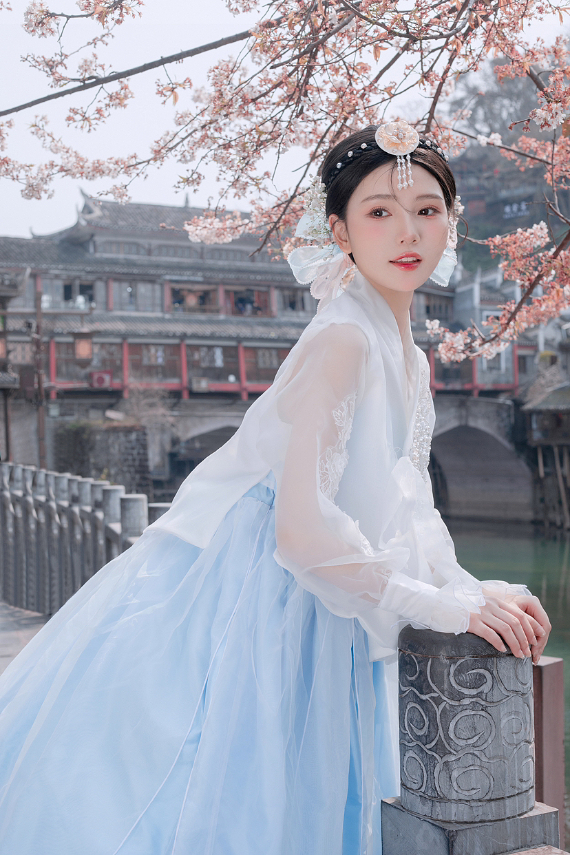 旅拍写真修图（图ZMzM0Mjc2MTgw） - 修图/后期 - 站酷设计师娟子修图原创素材 - 站酷ZCOOL