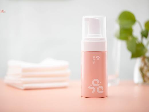 包装设计--洁面慕斯包装设计