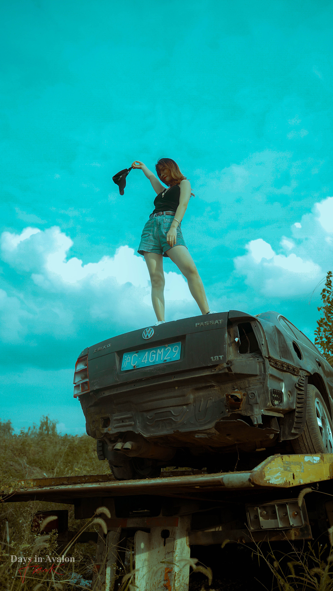 废弃汽车场人物创作