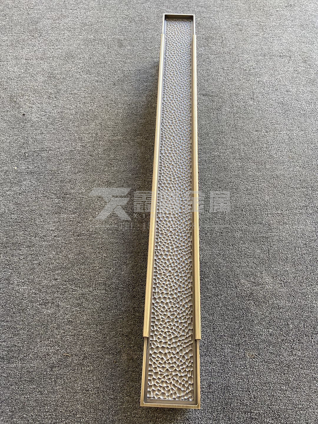 内蒙古青古铜铝板雕刻拉手、蕴藏无限精雕工艺装饰美