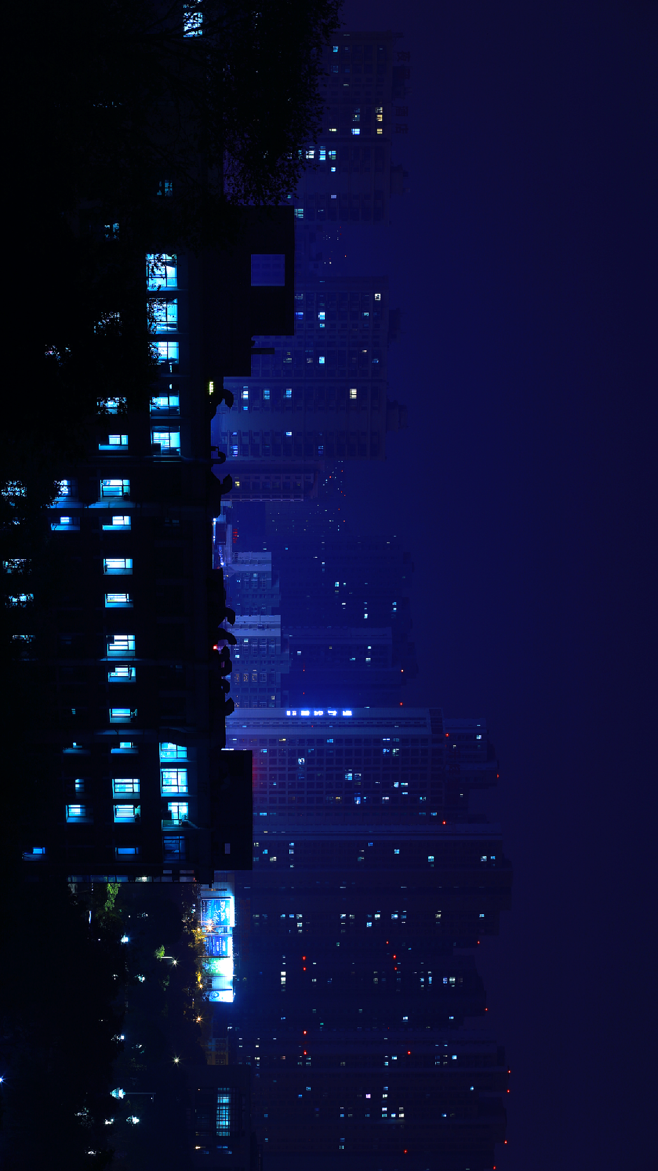 “容纳一切生活的轨迹”