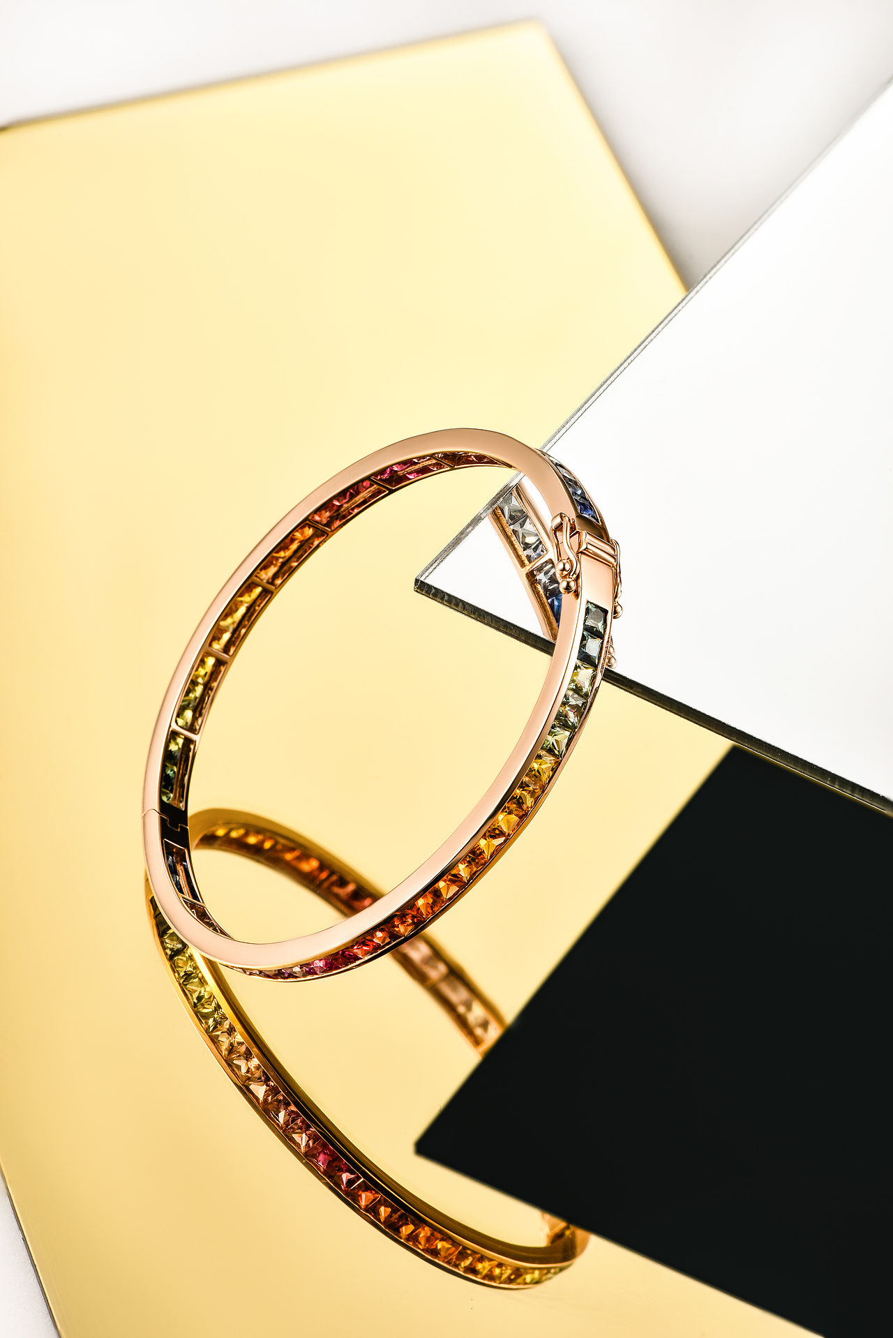 一些很昂贵的珠宝