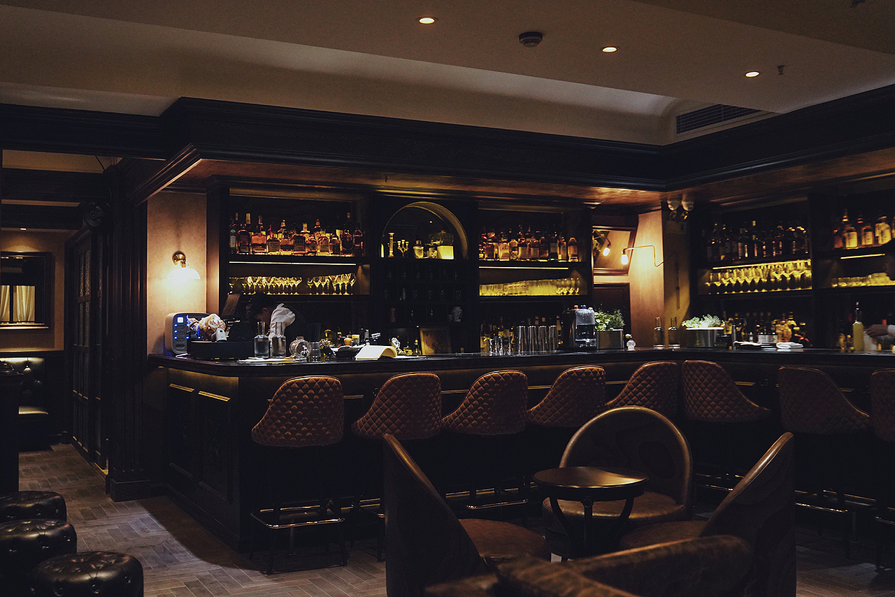 三生onewood酒吧空间视觉设计