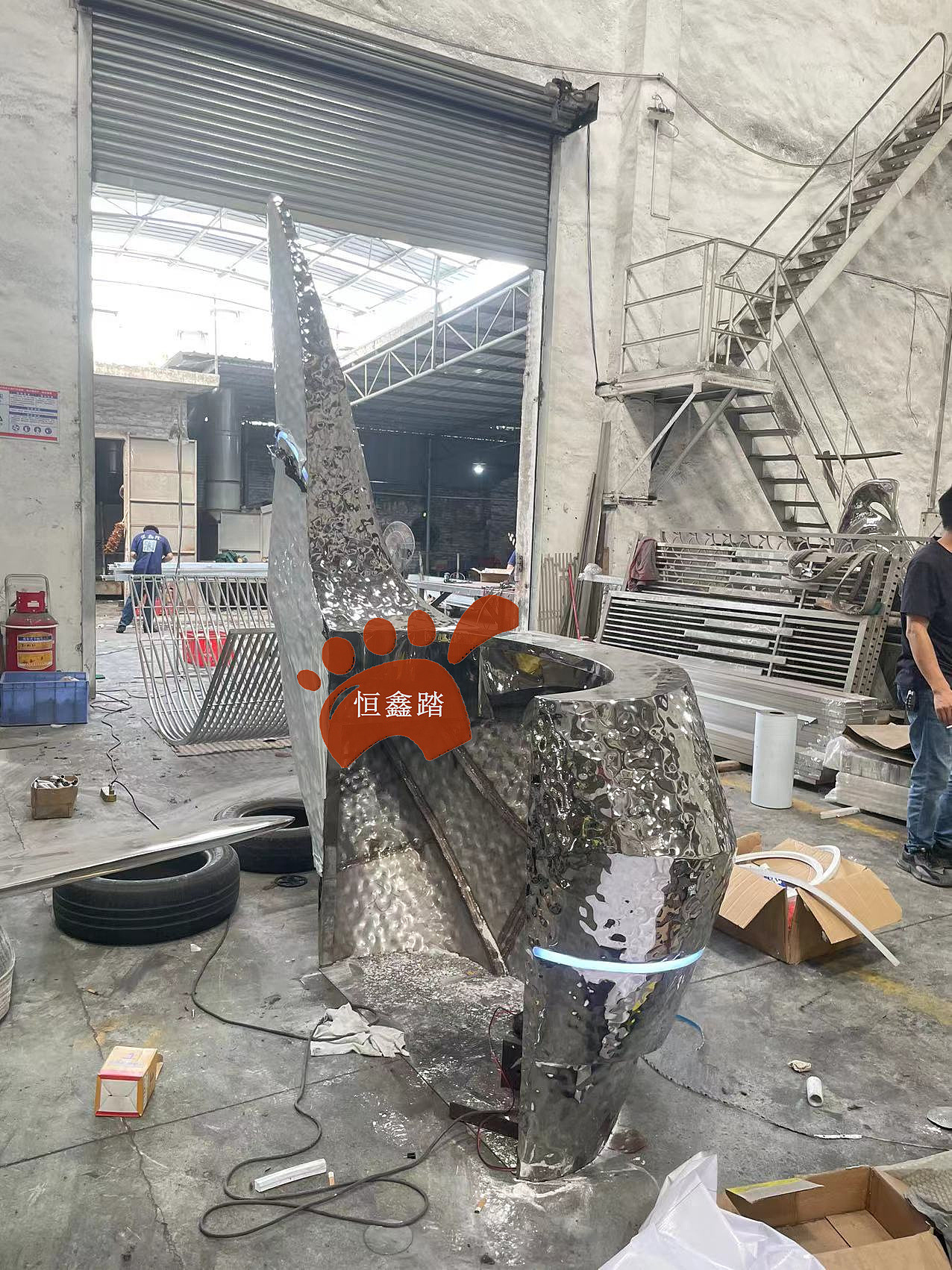 创意不锈钢水波纹吧台 艺术无边界（图ZMzIwMzk0ODI0） - 其他工业/产品 - 站酷设计师恒鑫踏不锈钢制品原创素材 - 站酷ZCOOL