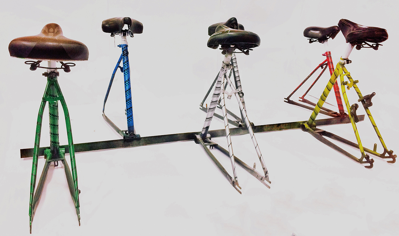 自行车改造的公共设施——《城市·璀璨的记忆》