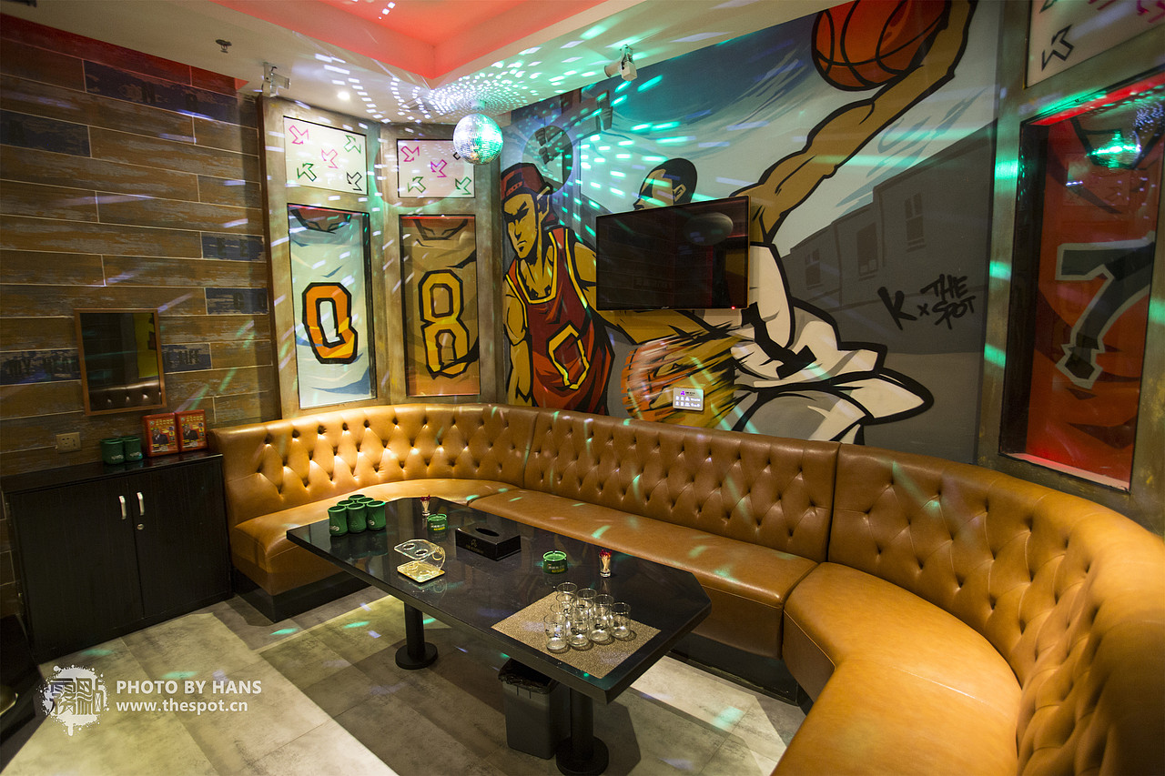 珠海涂鸦雾点原创涂鸦珠海k立方量贩式ktv