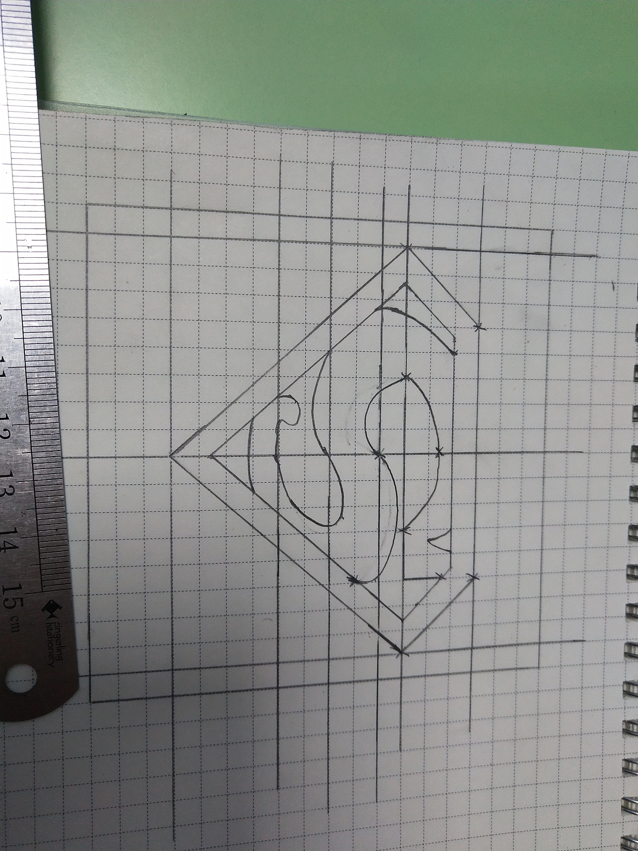 标注一些点，然后按图连接，画出弧形