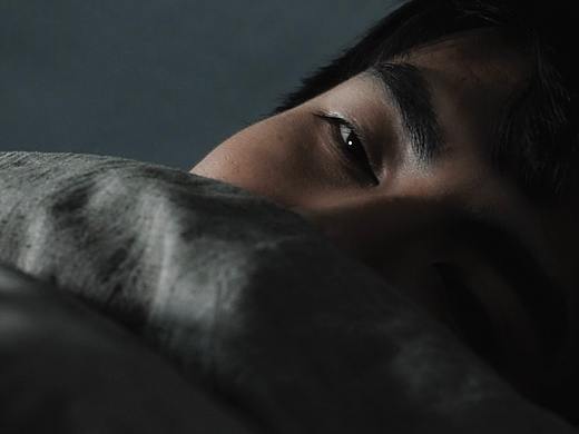 数据线 简简单单调个色