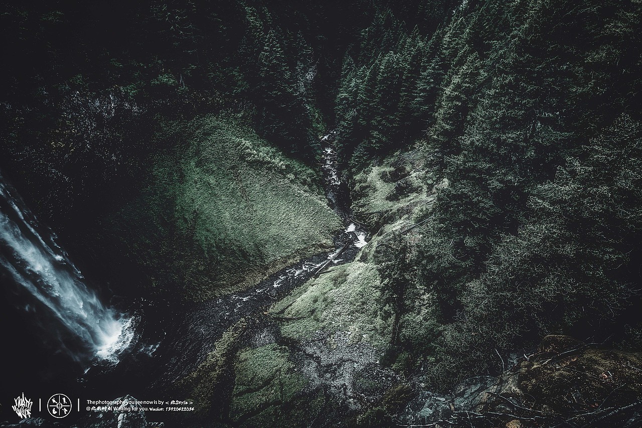 山林隐士/Waterfall