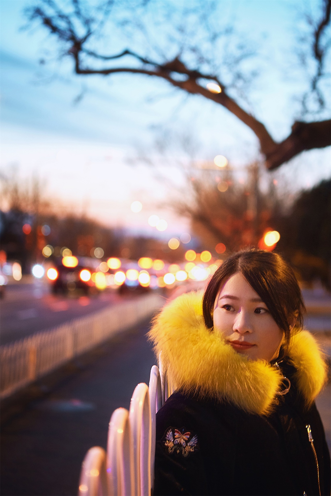 人像后期工笔黑白照片上色午后手表精修手表精修咖啡屋里的小时光夜景