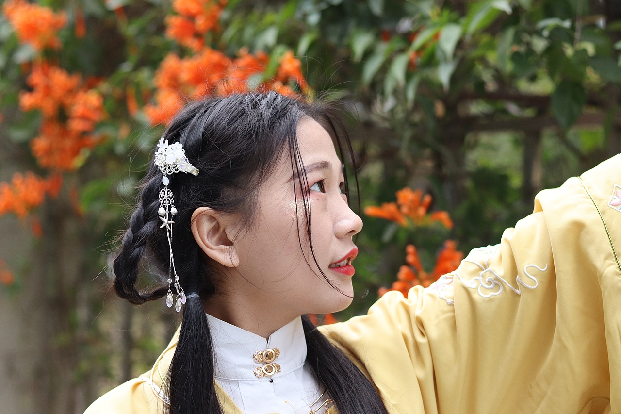 我爱这世间,世间不如你