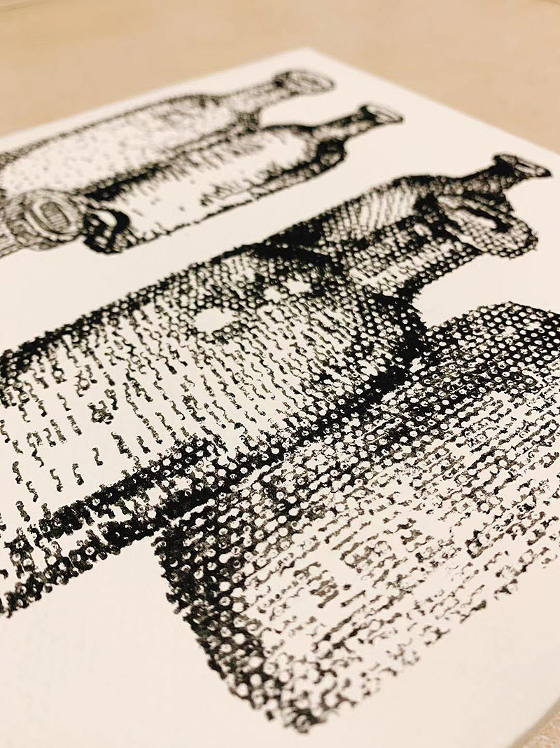 瓶瓶罐罐的黑白插画