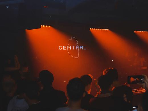 WTD×CENTRAL CLUB