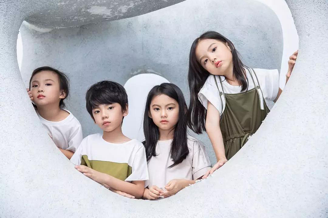 童装品牌籽芽之家,在UFO艺术空间进行“自我实验”。