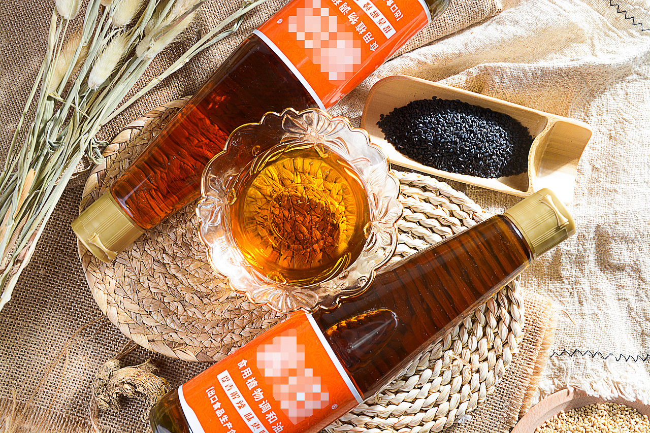 2020收官之作之火鍋油碟（蘸料）（圖ZMjM3NTAyNDA4） - 產(chǎn)品攝影 - 站酷設(shè)計(jì)師Zhanjiajia原創(chuàng)素材 - 站酷ZCOOL