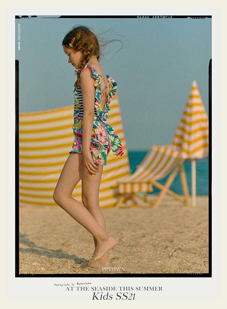 童装拍摄｜“at the seaside this summer” 童装拍摄（图ZMjkzMzU4NTA4） - 时尚/艺术摄影 - 站酷设计师吃饱了饭的人原创素材 - 站酷ZCOOL