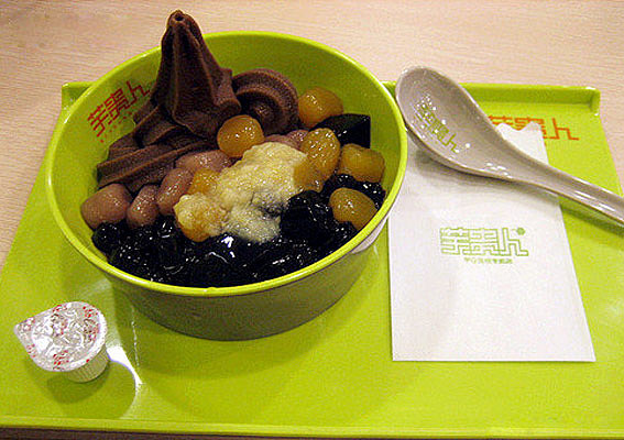 上海芋贵人甜品店装修设计、甜品外卖店设计、饮品店室内设计公司、北京甜品店门头设计、上海餐饮店招牌设计（图ZMTk5Njk1OTI=） - 家装设计 - 站酷设计师亘一品牌策划设计原创素材 - 站酷ZCOOL