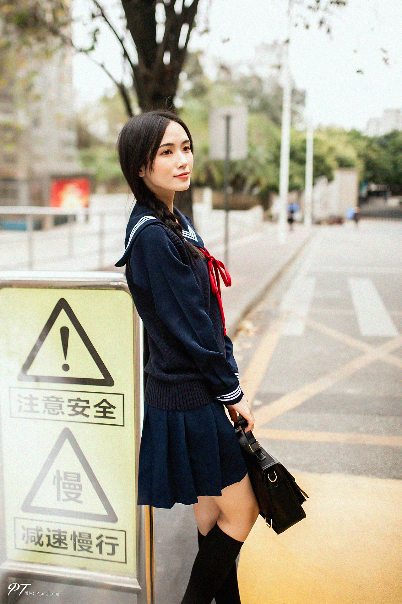 Walking on the sidewalk（图ZMTkzMTgzOTA4） - 人像摄影 - 站酷设计师庞通原创素材 - 站酷ZCOOL