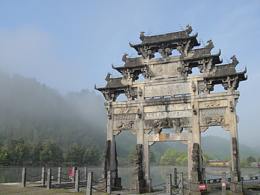 储物间里翻出一台卡片机