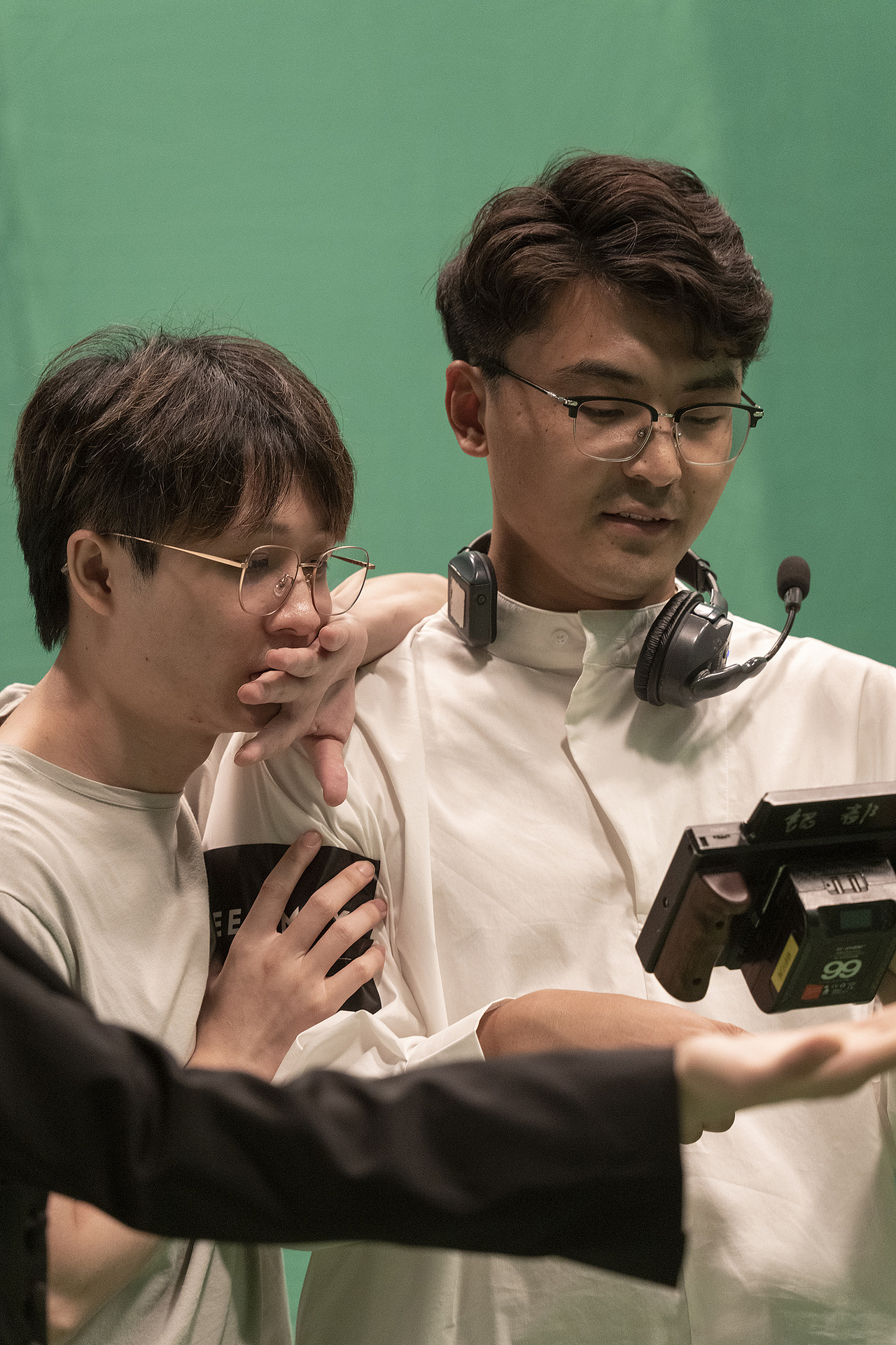 天美意｜2022秋冬大片「无畏之旅」（图ZMzE0MDc1OTky） - 产品 - 站酷设计师鲜粒艺术原创素材 - 站酷ZCOOL