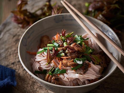 香椿凉米线（云南普洱米干）美食摄影师王小纲私房自制