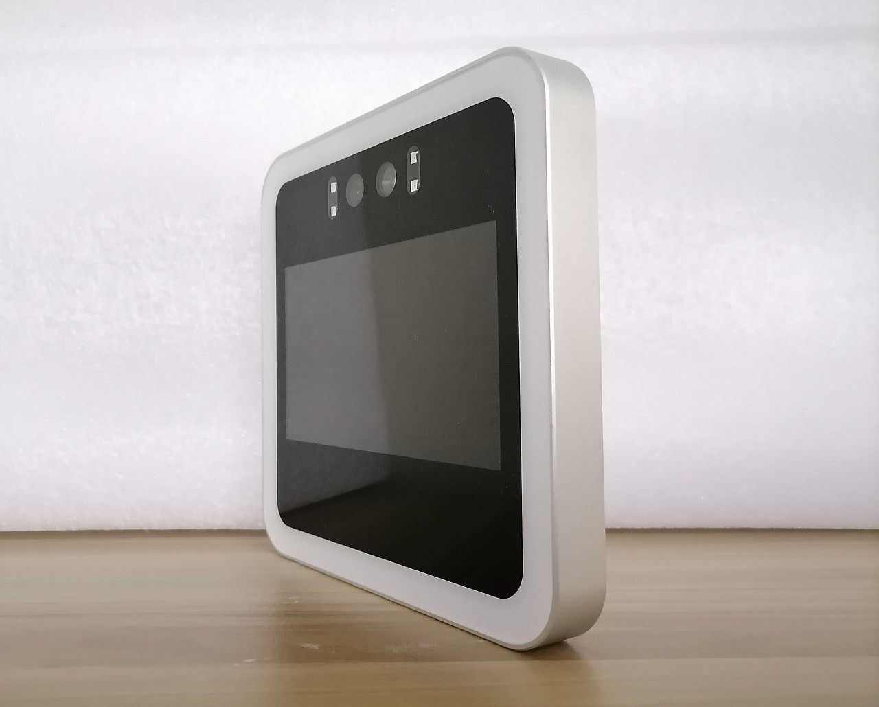 人脸识别门禁-试修