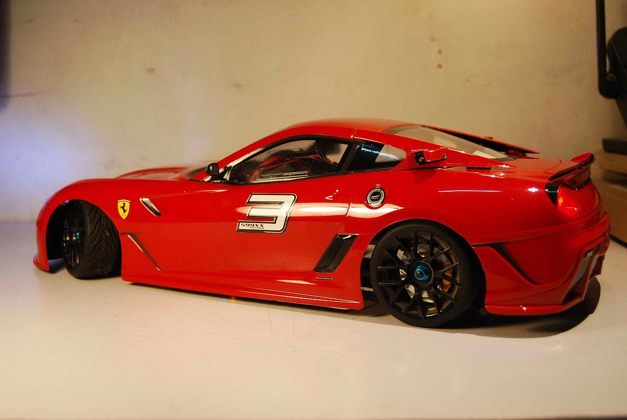 yuxdesign DS-FR 1/10遥控漂移房车底盘设计+Ferrari 599XX