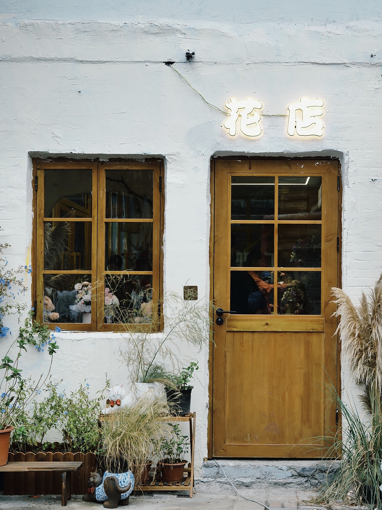 一人一📷丨自在独行（图ZMzc4NDExMDYw） - 人文/纪实摄影 - 站酷设计师朝花夕拾丿原创素材 - 站酷ZCOOL