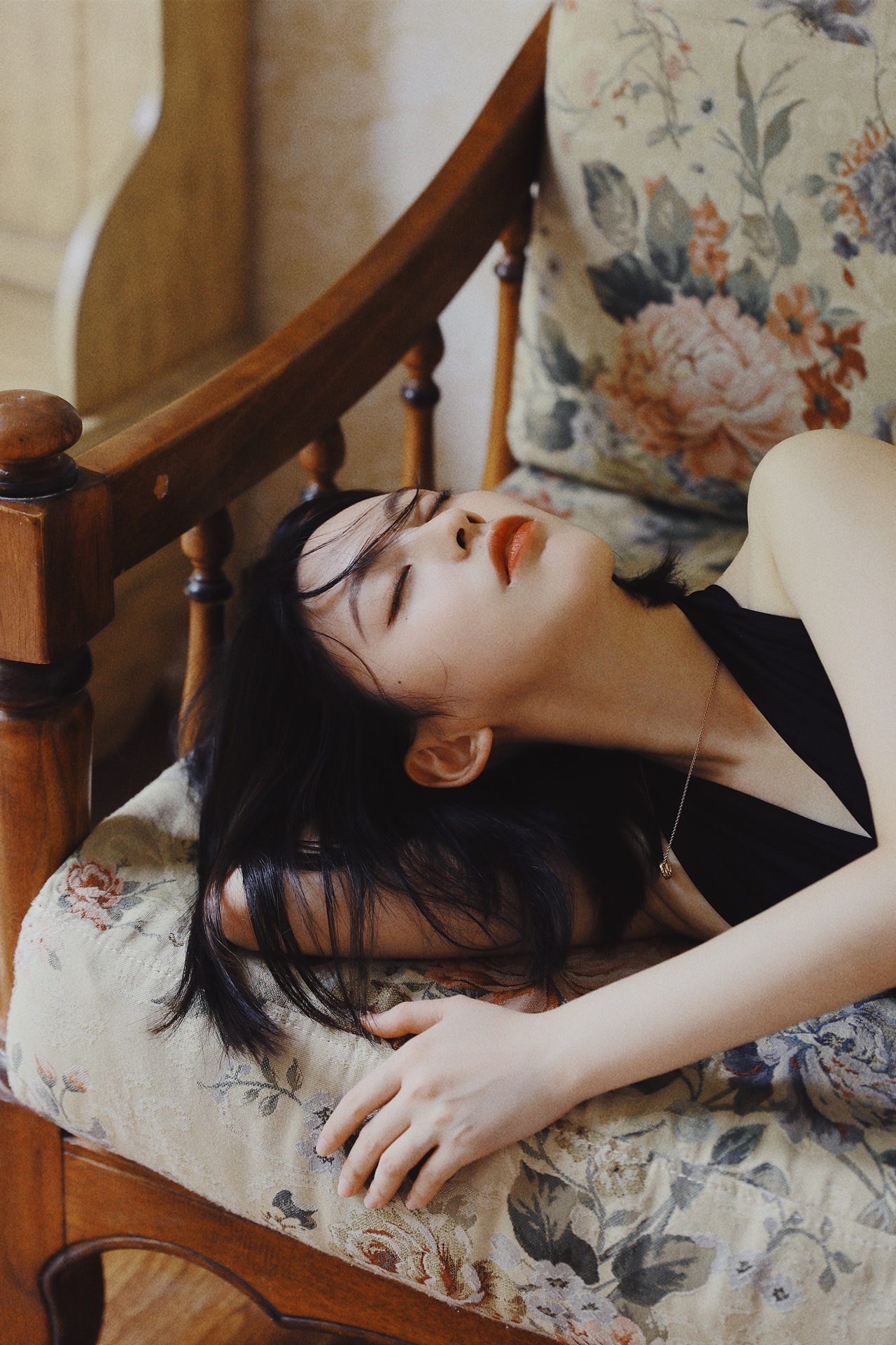 你有我喜欢的各个样子（图ZMjUzNTYwMTg4） - 人像摄影 - 站酷设计师萌又三岁原创素材 - 站酷ZCOOL