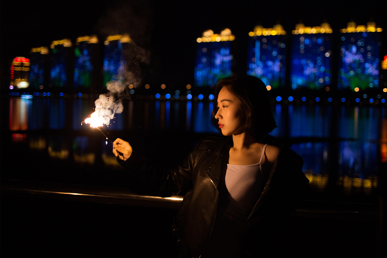 夏天的尾巴（图ZOTE2MDA3NDQ=） - 人像摄影 - 站酷设计师卷毛的坏蛋原创素材 - 站酷ZCOOL