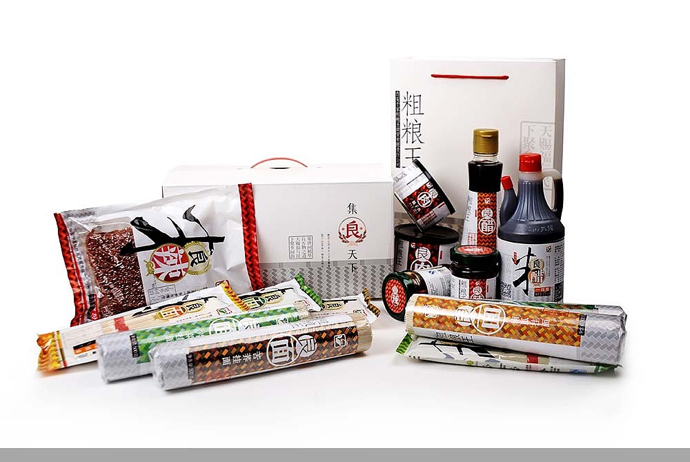 集粮天下包装设计（图ZMzExNTA5NDg=） - 包装 - 站酷设计师lopezeyzh原创素材 - 站酷ZCOOL