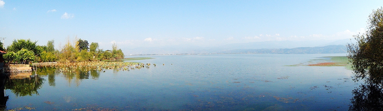 西昌邛海风光
