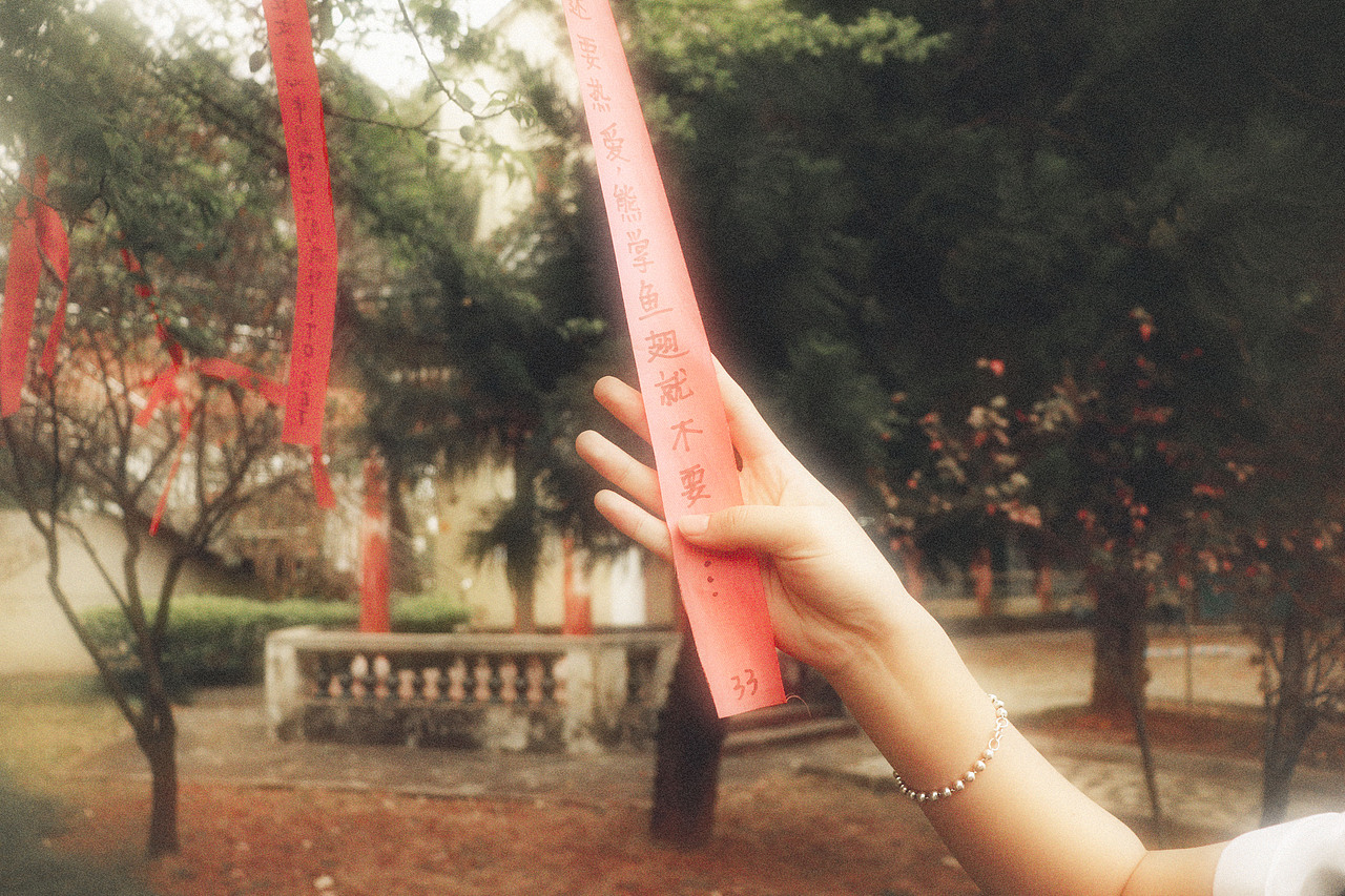 落叶与秋（图ZMTgxNDgzOTA0） - 人像摄影 - 站酷设计师夏河马原创素材 - 站酷ZCOOL