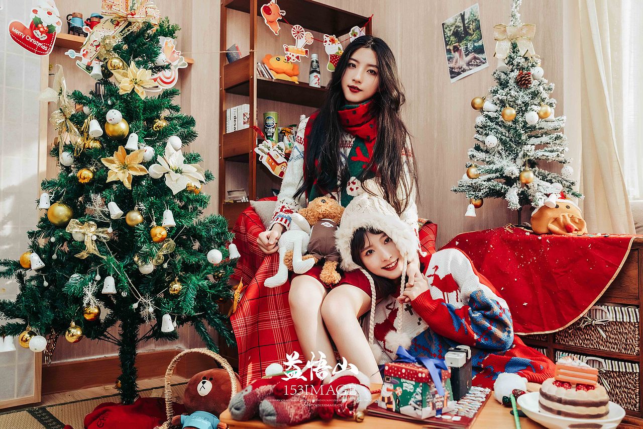 网红圣诞双胞胎姐妹