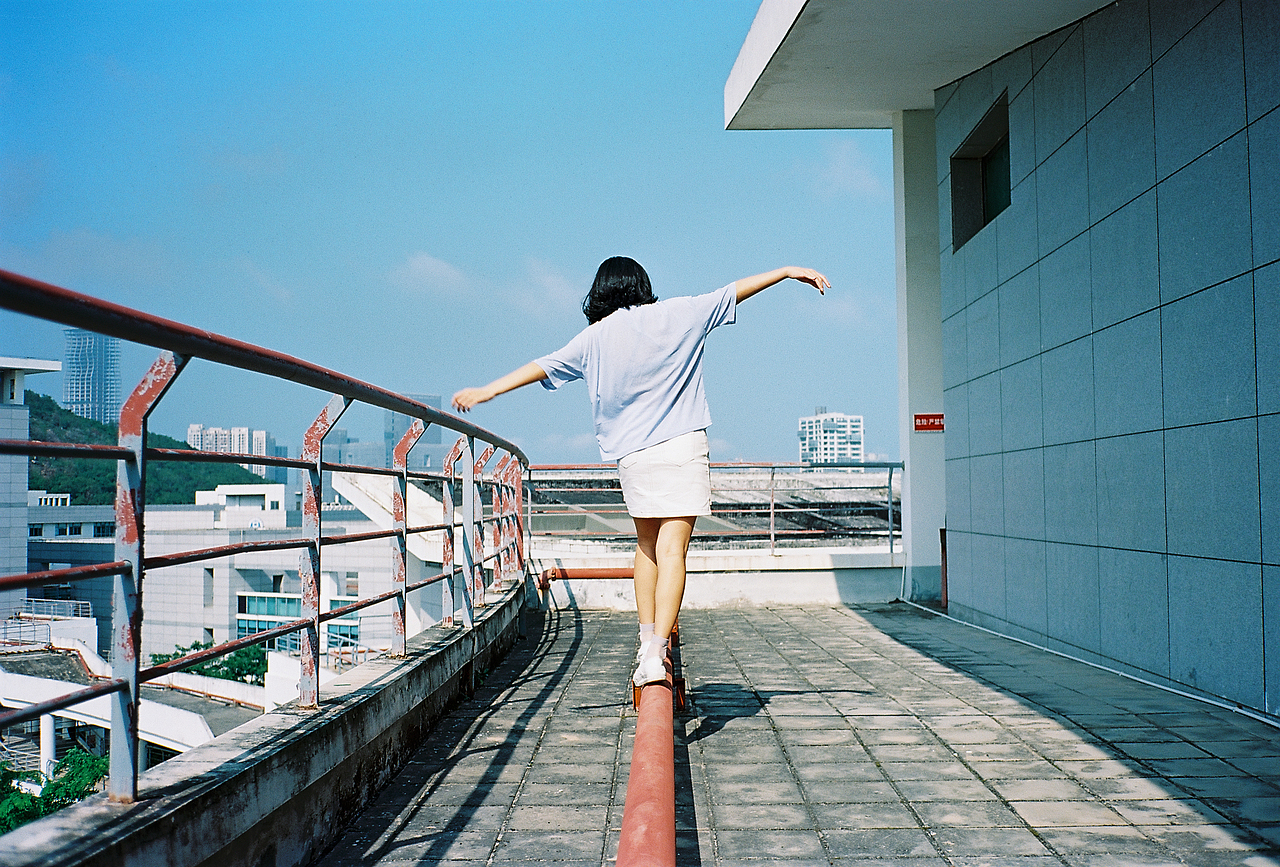 她的夏天（图ZMzAwNDU0MTY=） - 人像摄影 - 站酷设计师洗衣机它转疯了原创素材 - 站酷ZCOOL