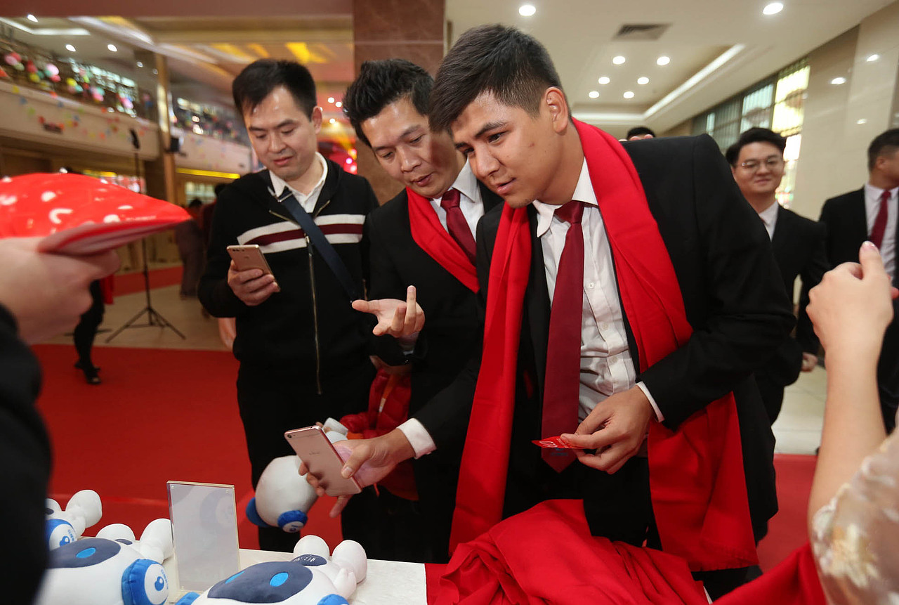 松湖智谷 | 新跨越 · 新征程（图ZMTQzMDk5MDQ4） - 其他摄影 - 站酷设计师k先生设计原创素材 - 站酷ZCOOL