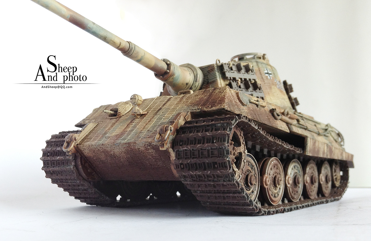 亨舍尔虎王三色沙漠迷彩金属炮管履带pe