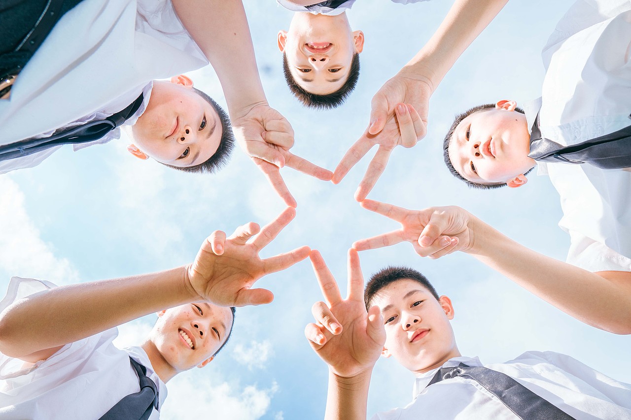 收录收藏夹查看更多照片--配图4喜欢的1写真0添加表情喜欢ta的作品吗?