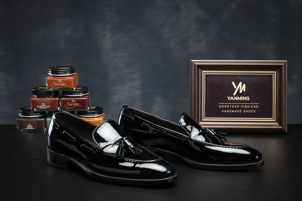 商务皮鞋商业摄影